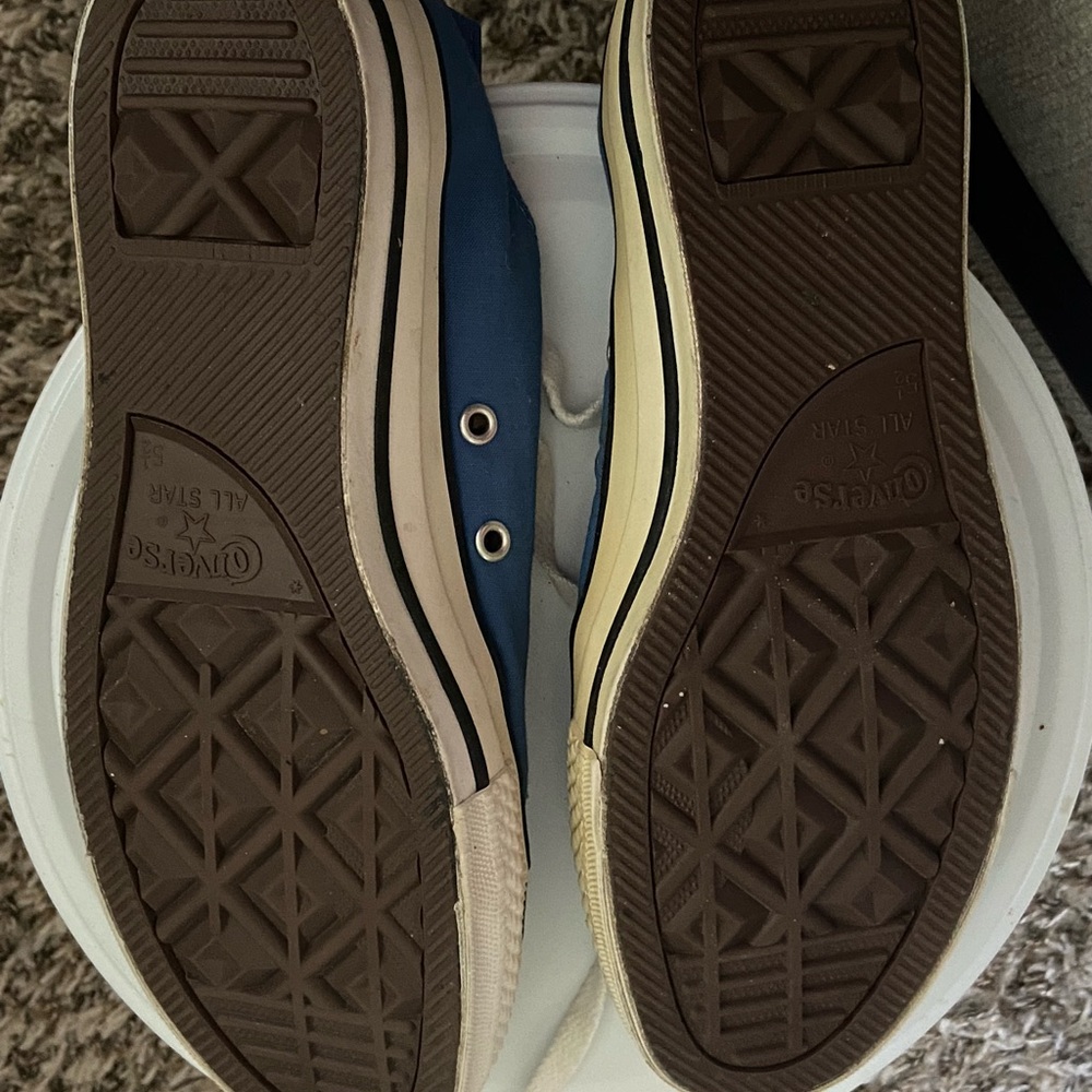 Converse - Picture 4 of 8